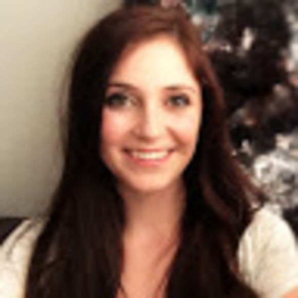 Meet your Posher, Elanna - Picture 1 of 1